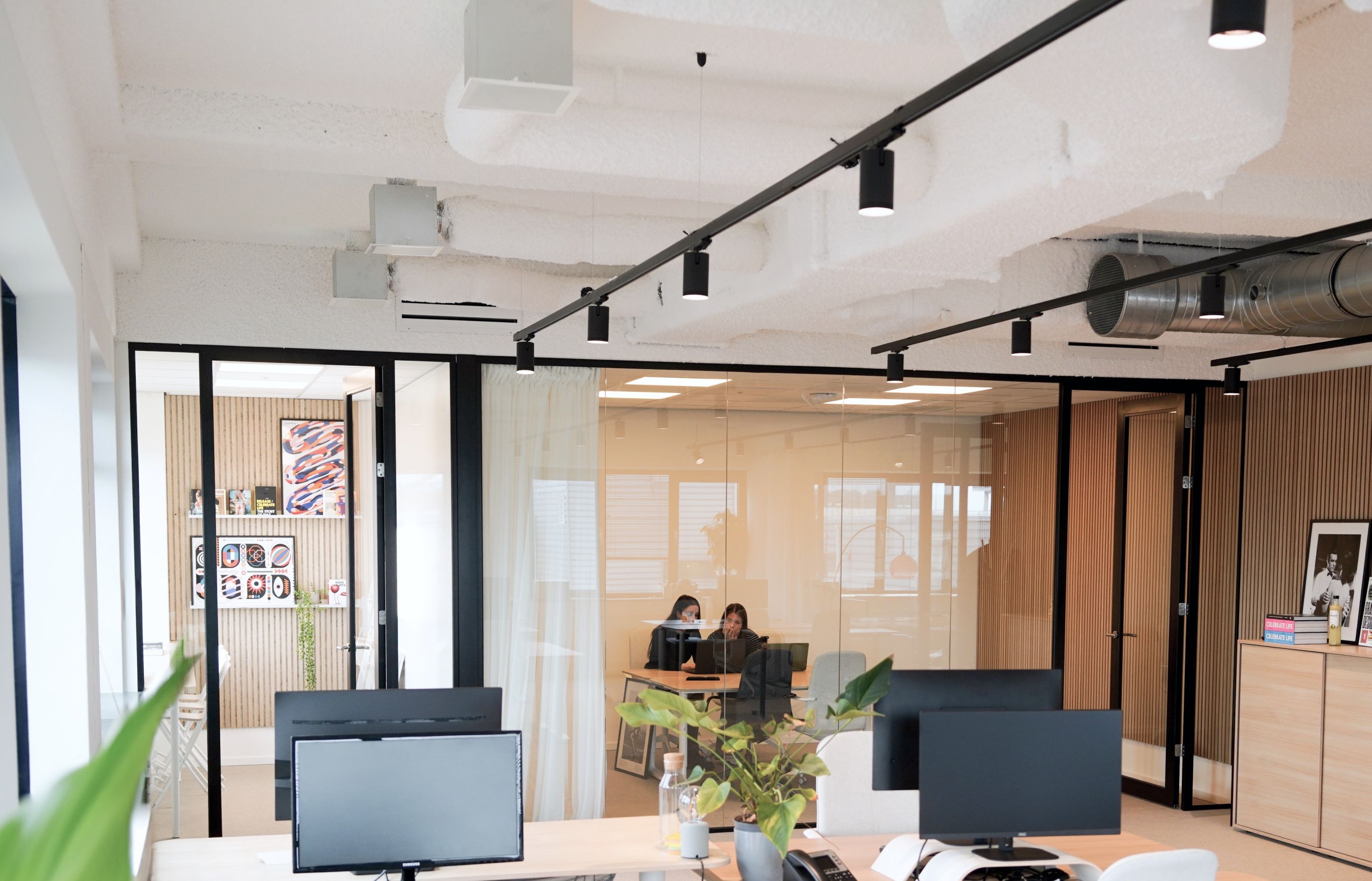the brink-office-identity-branding-amsterdam-route-1.jpg